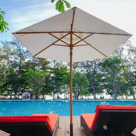 Chatnipa Beach Resort By Morseng Ban Hat Lek Exteriör bild