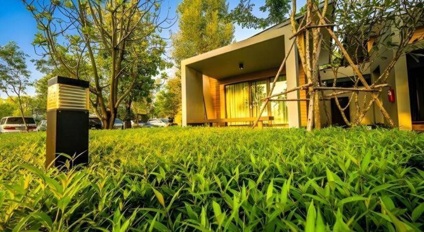 Chatnipa Beach Resort By Morseng Ban Hat Lek Exteriör bild